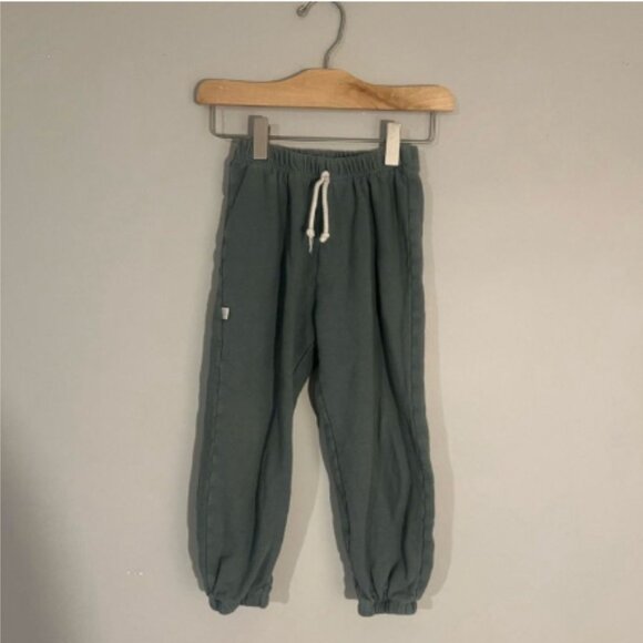 $20 ADD ON Childhoods Clothing‎ sweatpants 5T Zara Baby Gap Janie and Jack - Picture 1 of 2